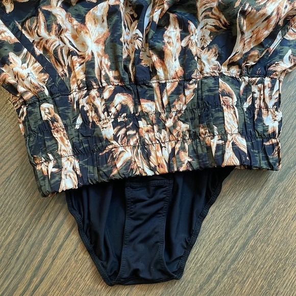 Free People Movement The Way Home Print Active Shorts Floral Black Combo Medium - Picture 8 of 11